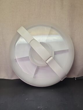 The Pampered Chef Chillzanne Platter, Divider  and Handle